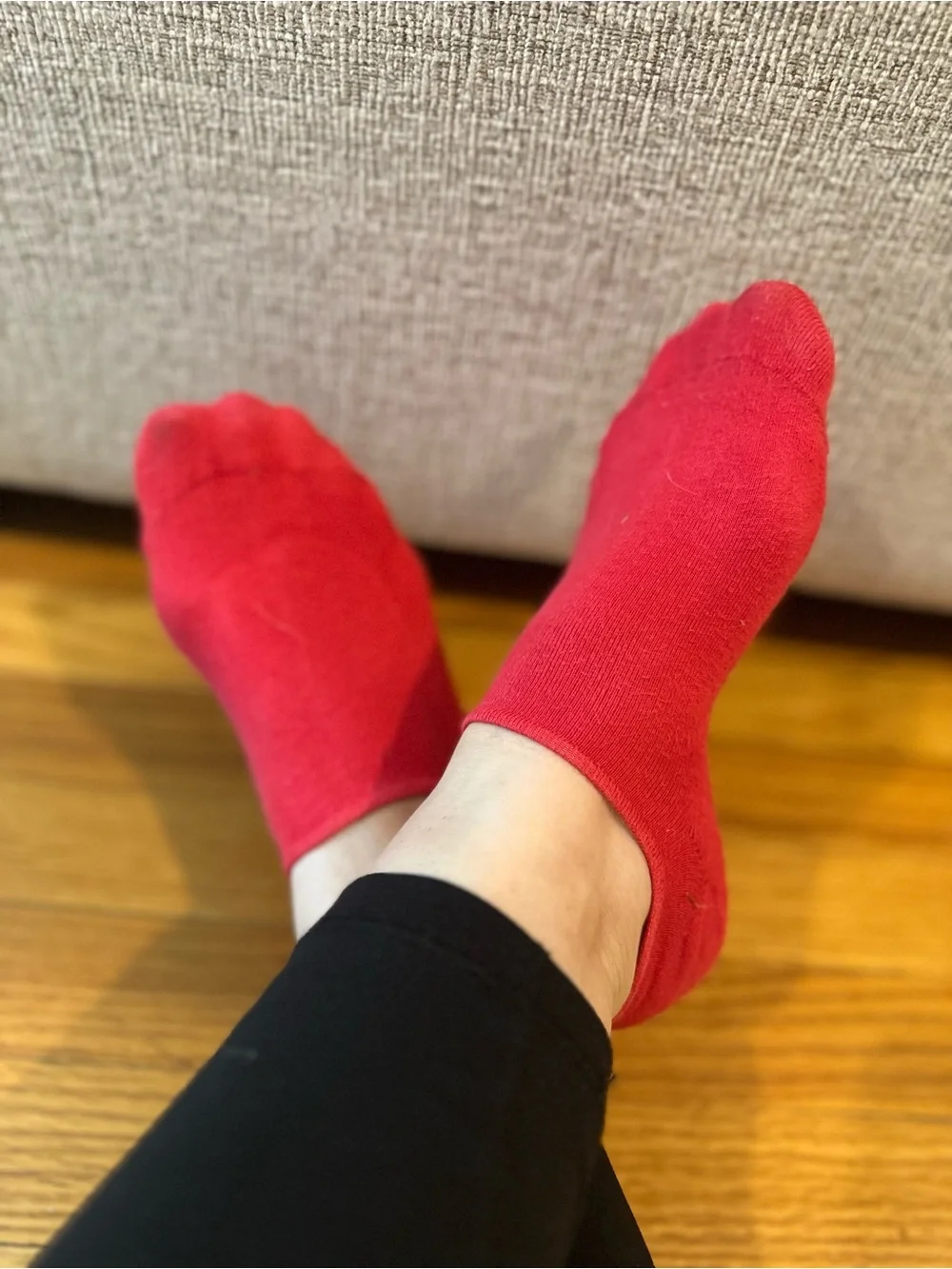 Red No-Show Socks for Women - Comfortable Everyday Pair